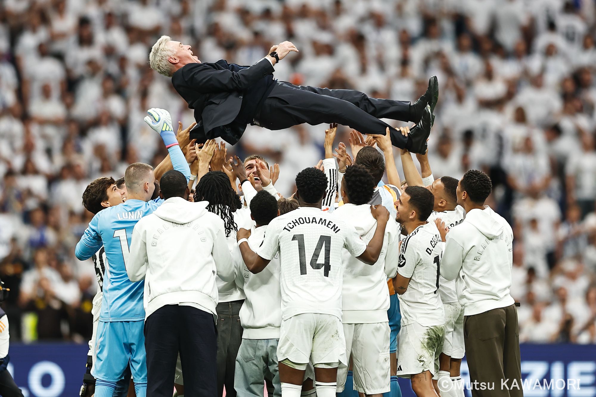 Please do not reproduce without prior permission.