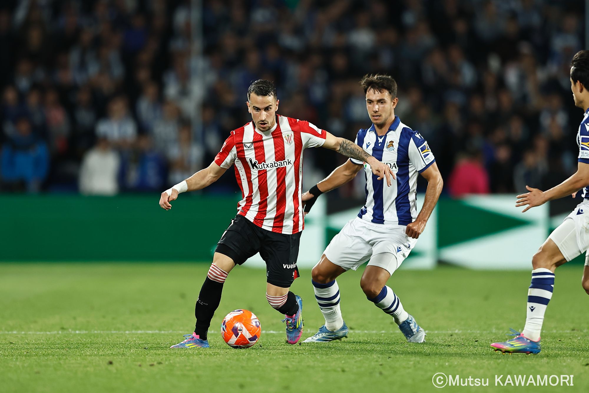 Please do not reproduce without prior permission.