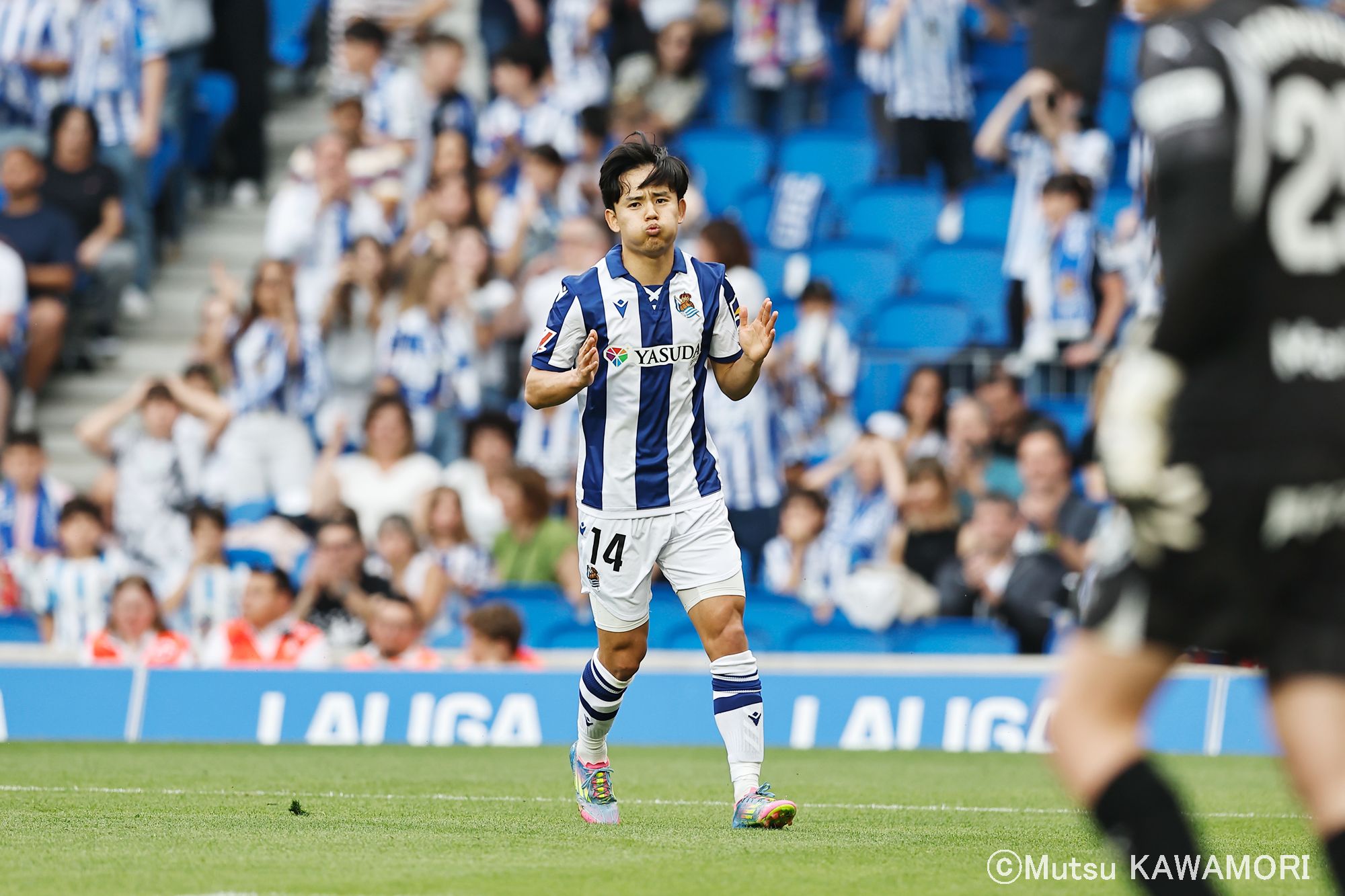 Please do not reproduce without prior permission.