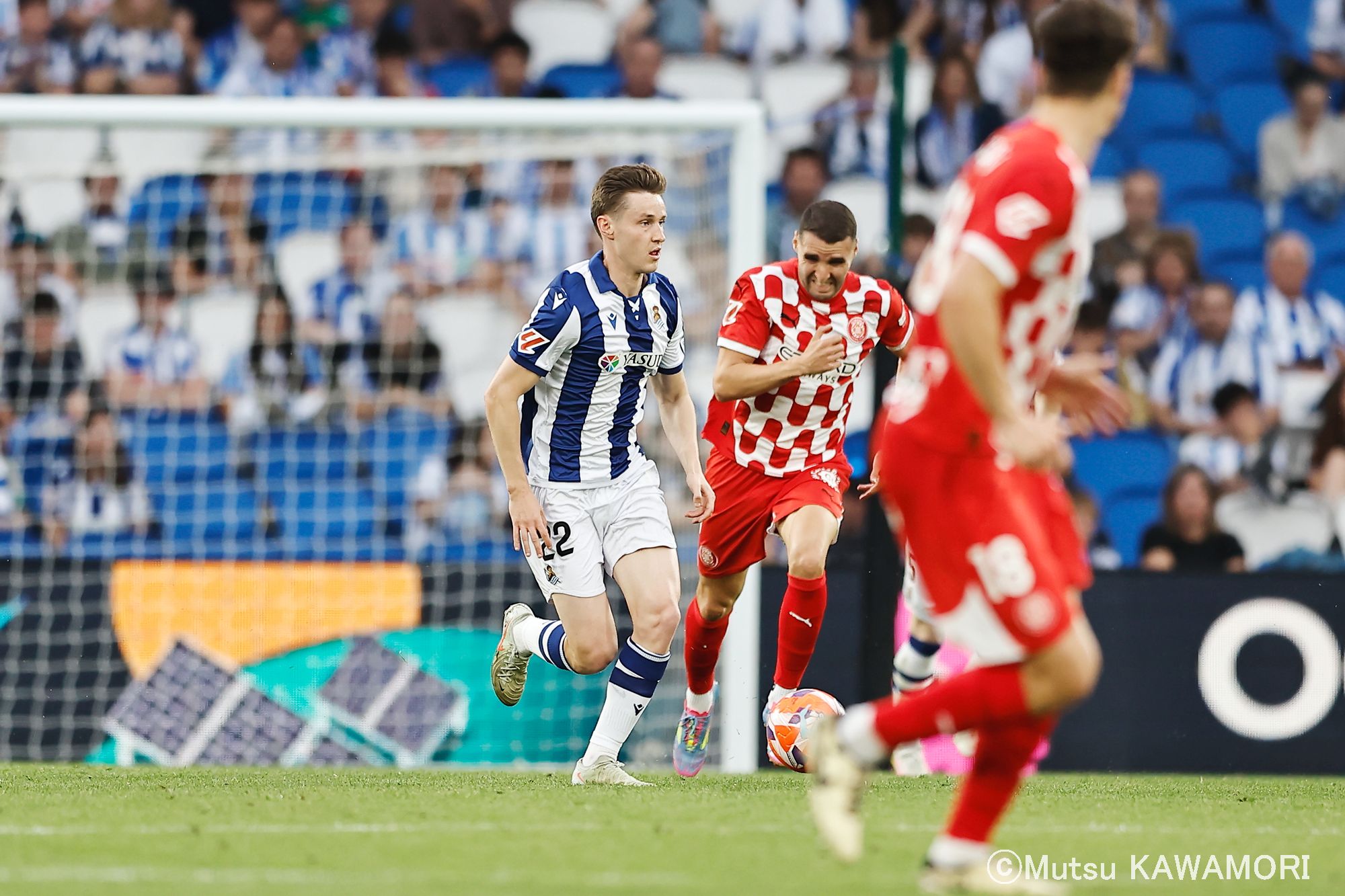 Please do not reproduce without prior permission.