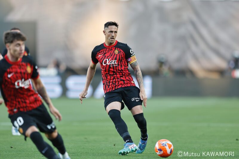 Please do not reproduce without prior permission.