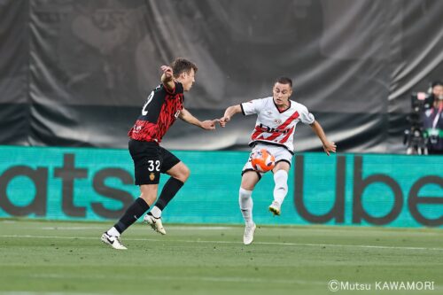 Please do not reproduce without prior permission.