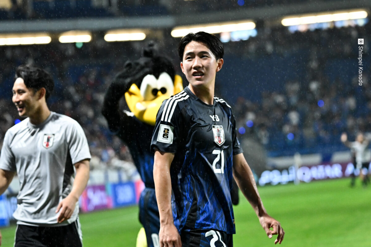 「勘違いせずにやりたい」W杯最終予選最年少出場記録の佐藤龍之介、1年後の本大会へ「まだまだ上手くならないといけない」