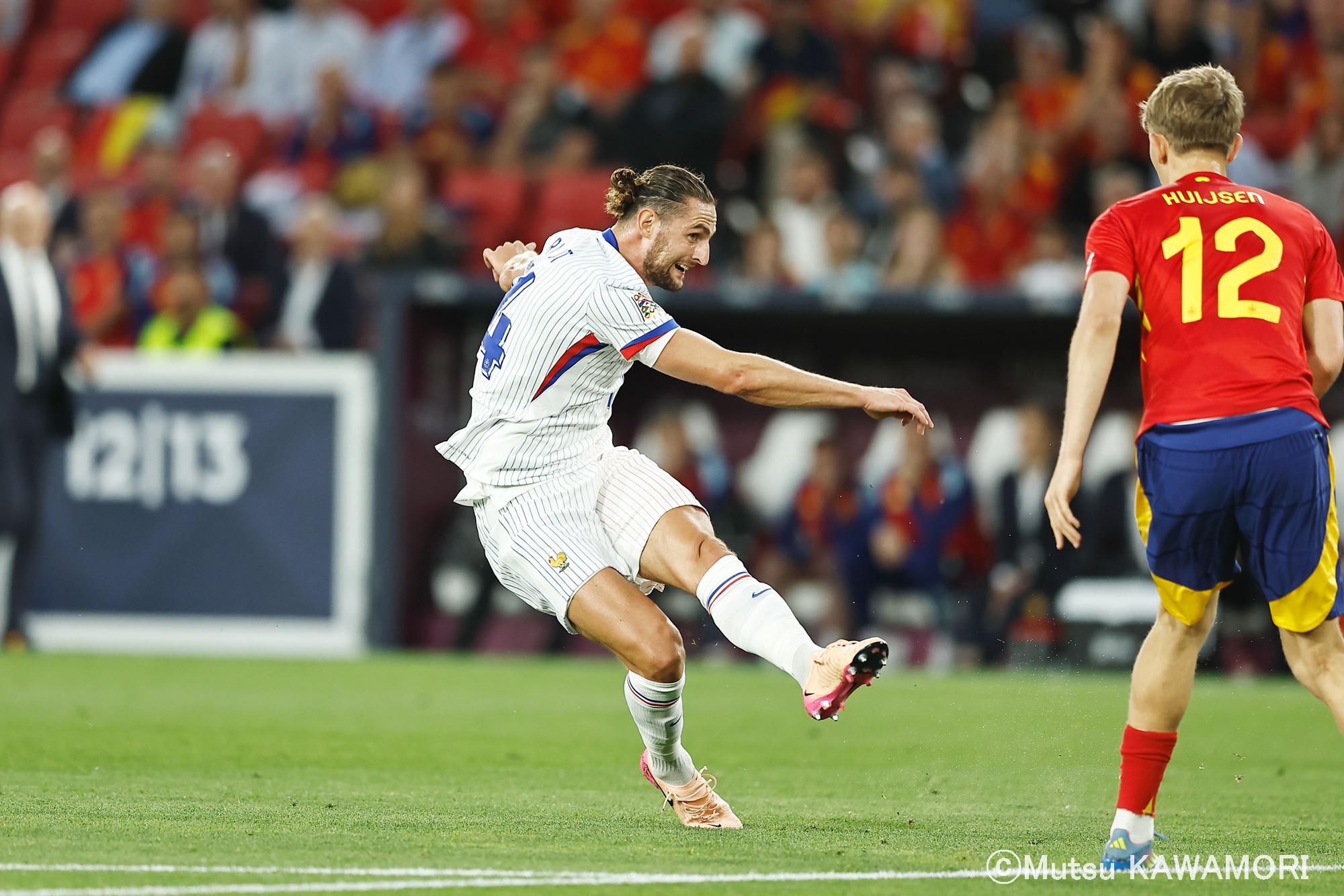 Please do not reproduce without prior permission.