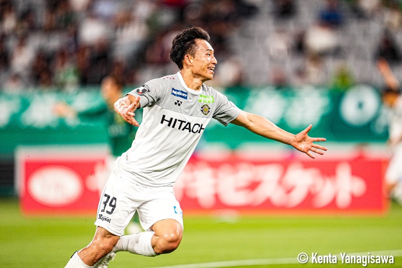 柏が敵地で3発快勝！　C大阪と横浜FCの一戦はATに3ゴール／ルヴァン杯・プレーオフラウンド第1戦