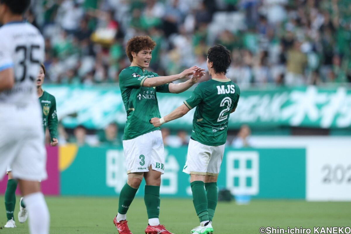 川崎F、鹿島との直接対決前に痛恨の敗戦…東京Vが降格圏から遠ざかる4試合ぶり白星