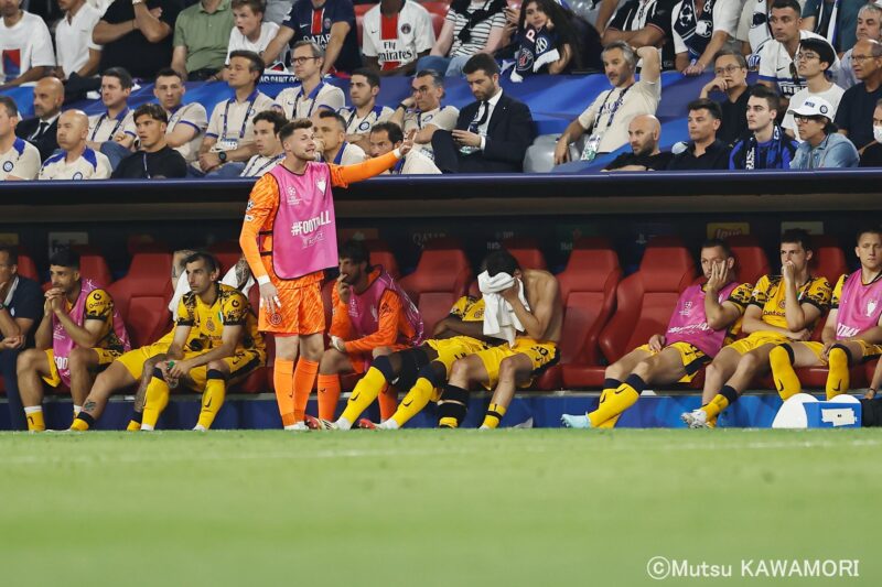 Please do not reproduce without prior permission.