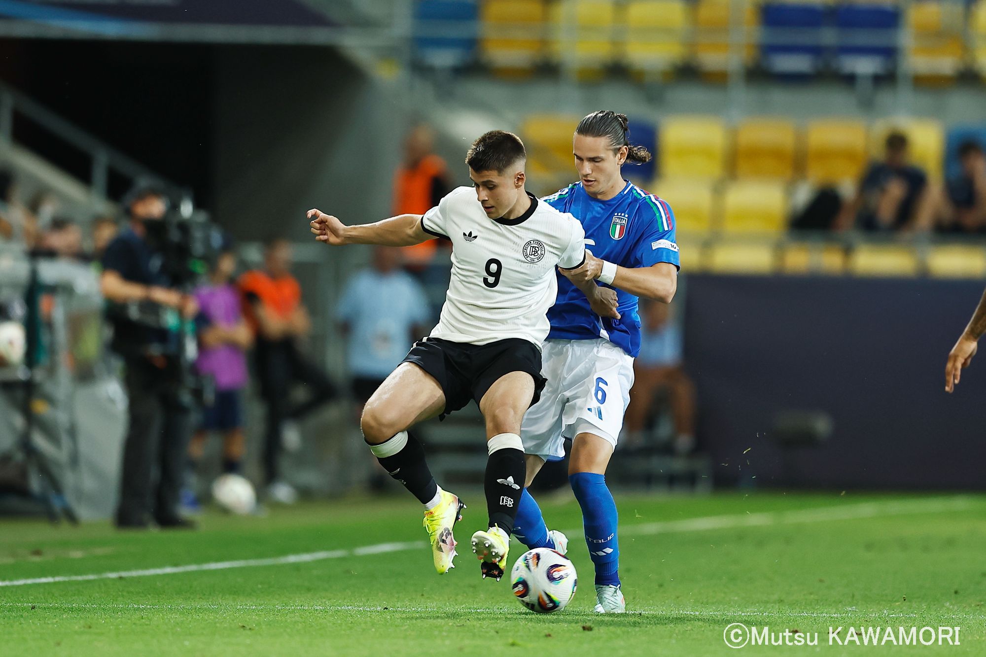 Please do not reproduce without prior permission.