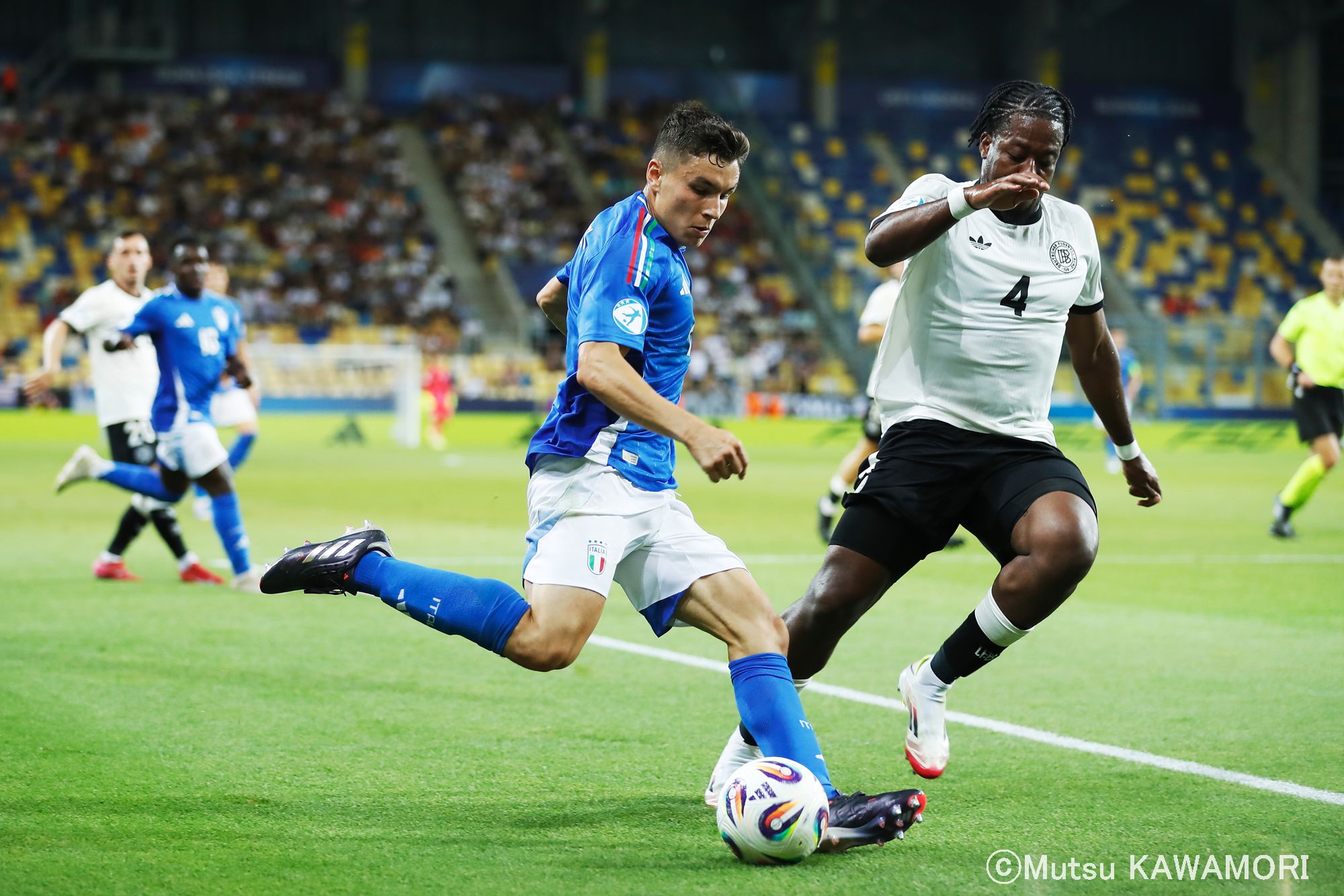 Please do not reproduce without prior permission.