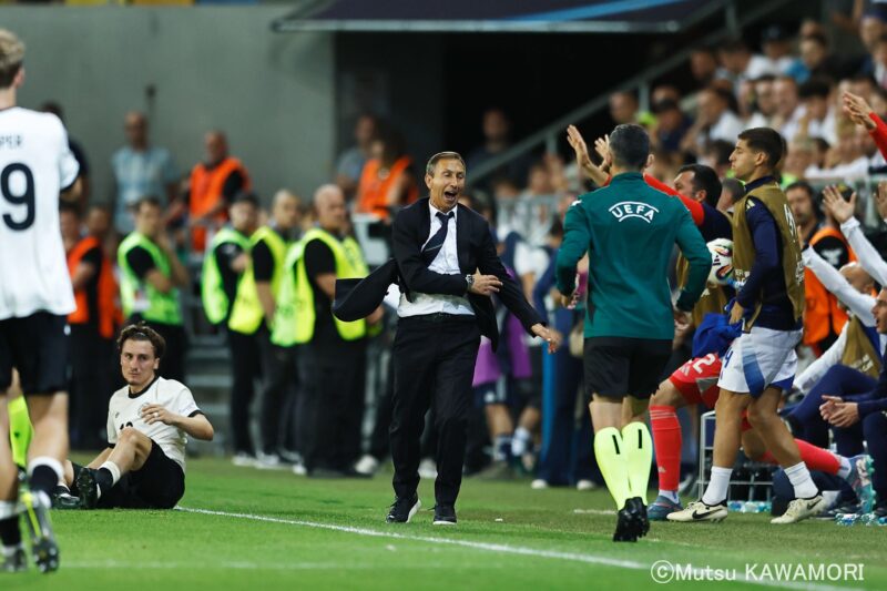 Please do not reproduce without prior permission.