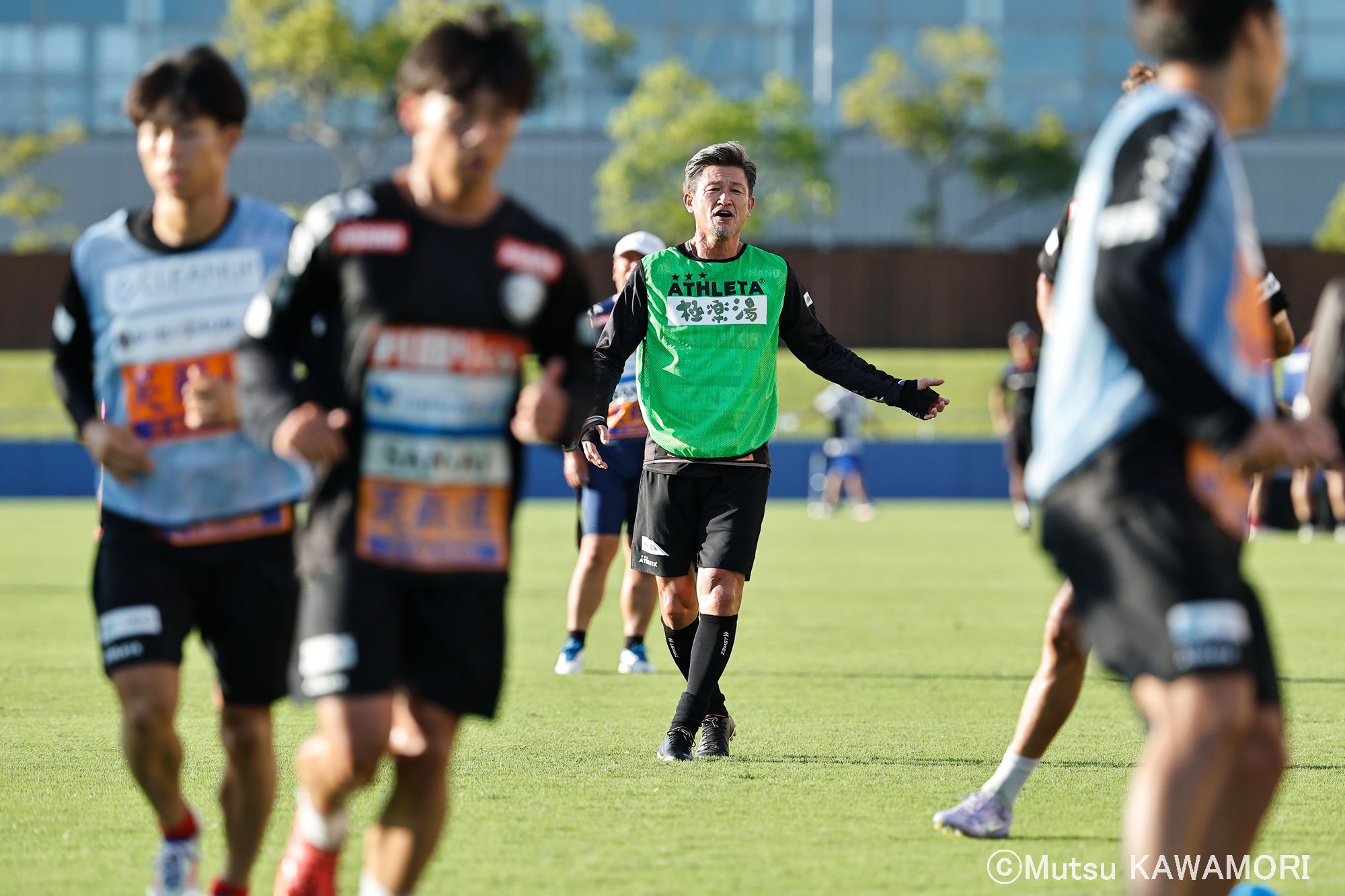 Please do not reproduce without prior permission.