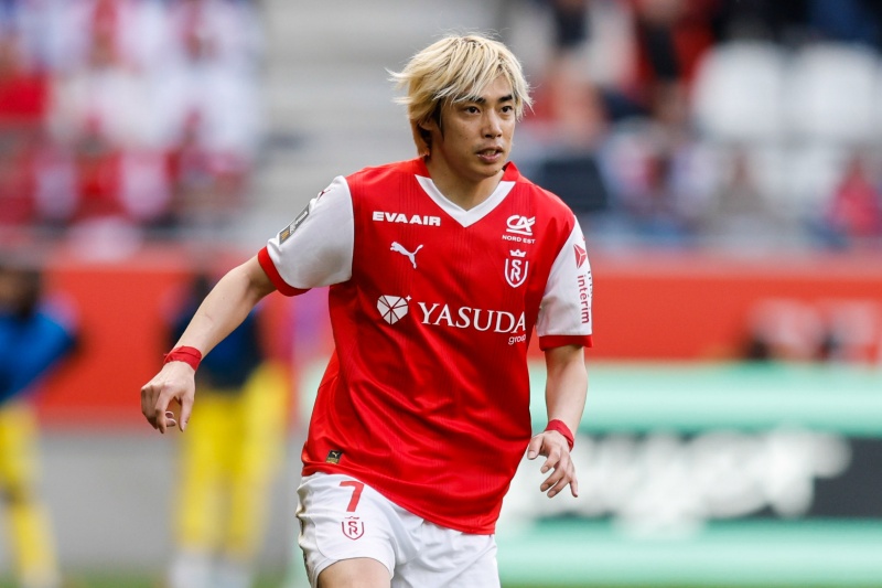 伊東純也