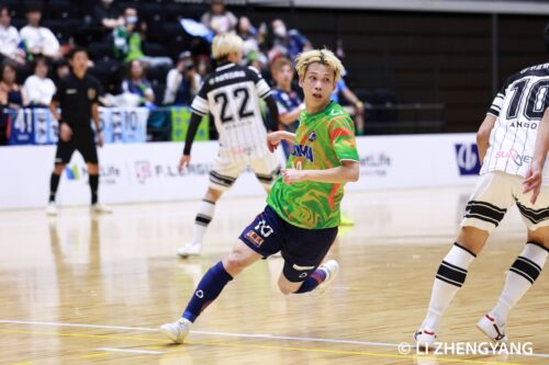 81フットサル-1-042