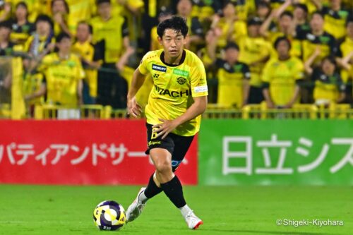 20250822 J1 Kashiwa vs Urawa Kiyohara23(s)