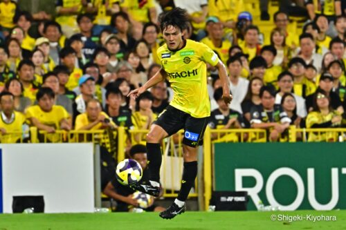 20250822 J1 Kashiwa vs Urawa Kiyohara32(s)