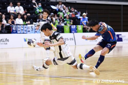 81フットサル-1-038