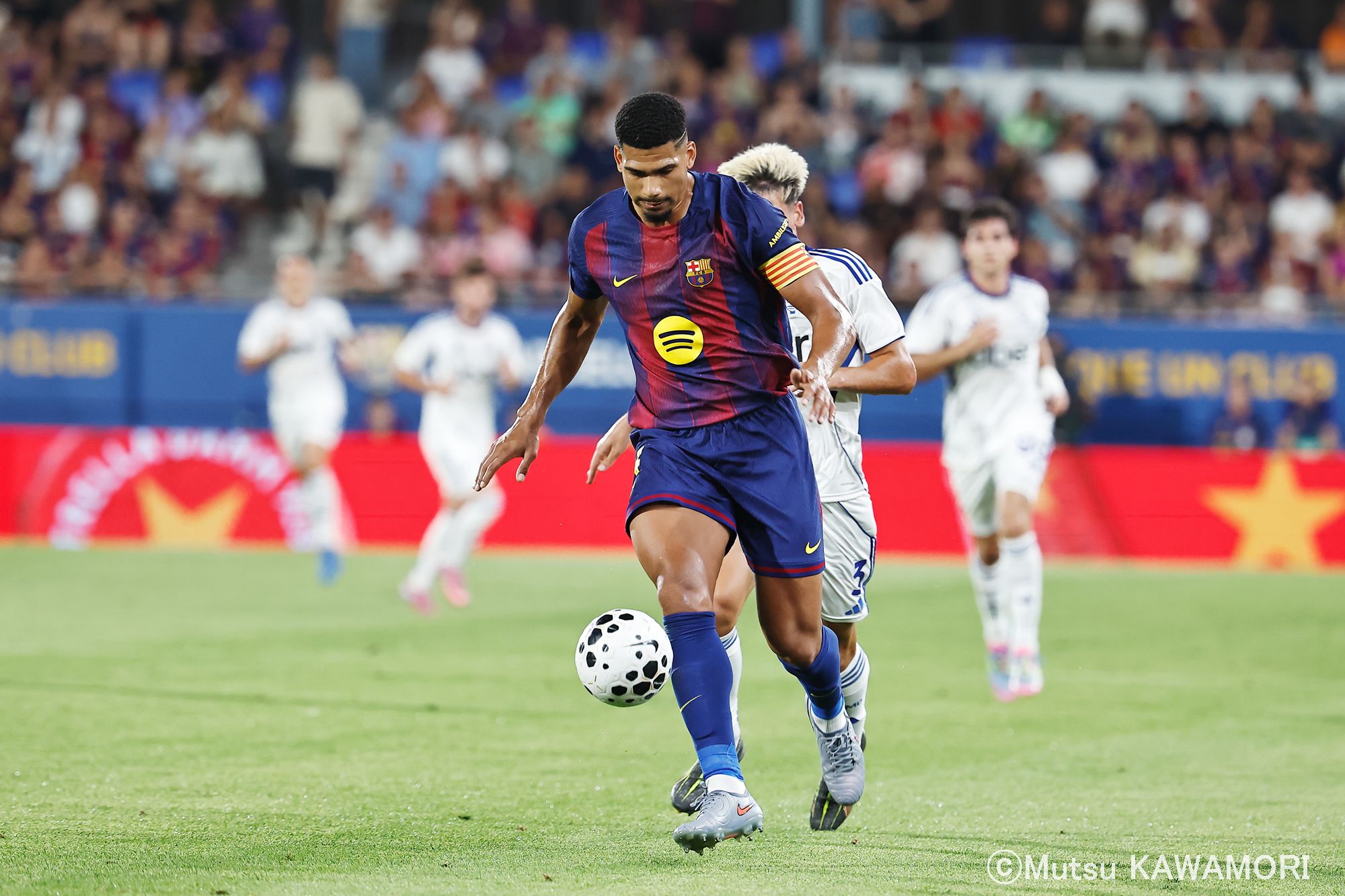 Please do not reproduce without prior permission.