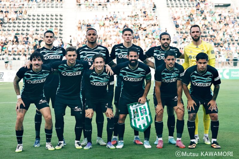 Please do not reproduce without prior permission.