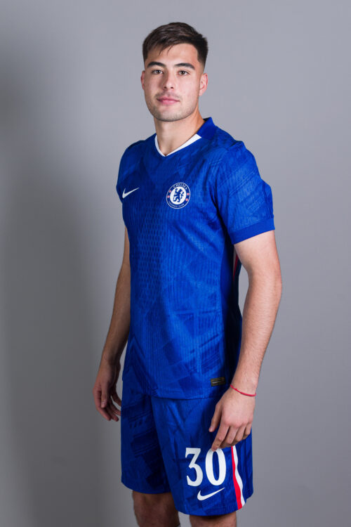 アーロン・アンセルミーノ（ドルトムント）のプロフィール画像