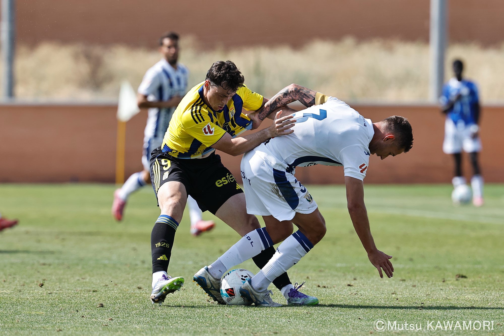 Please do not reproduce without prior permission.