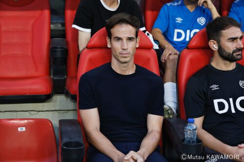 Please do not reproduce without prior permission.