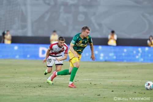 Please do not reproduce without prior permission.