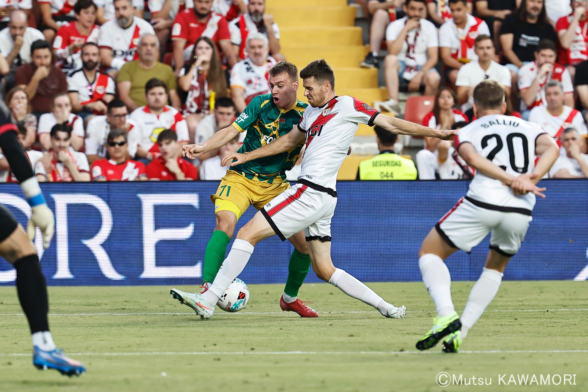 Please do not reproduce without prior permission.