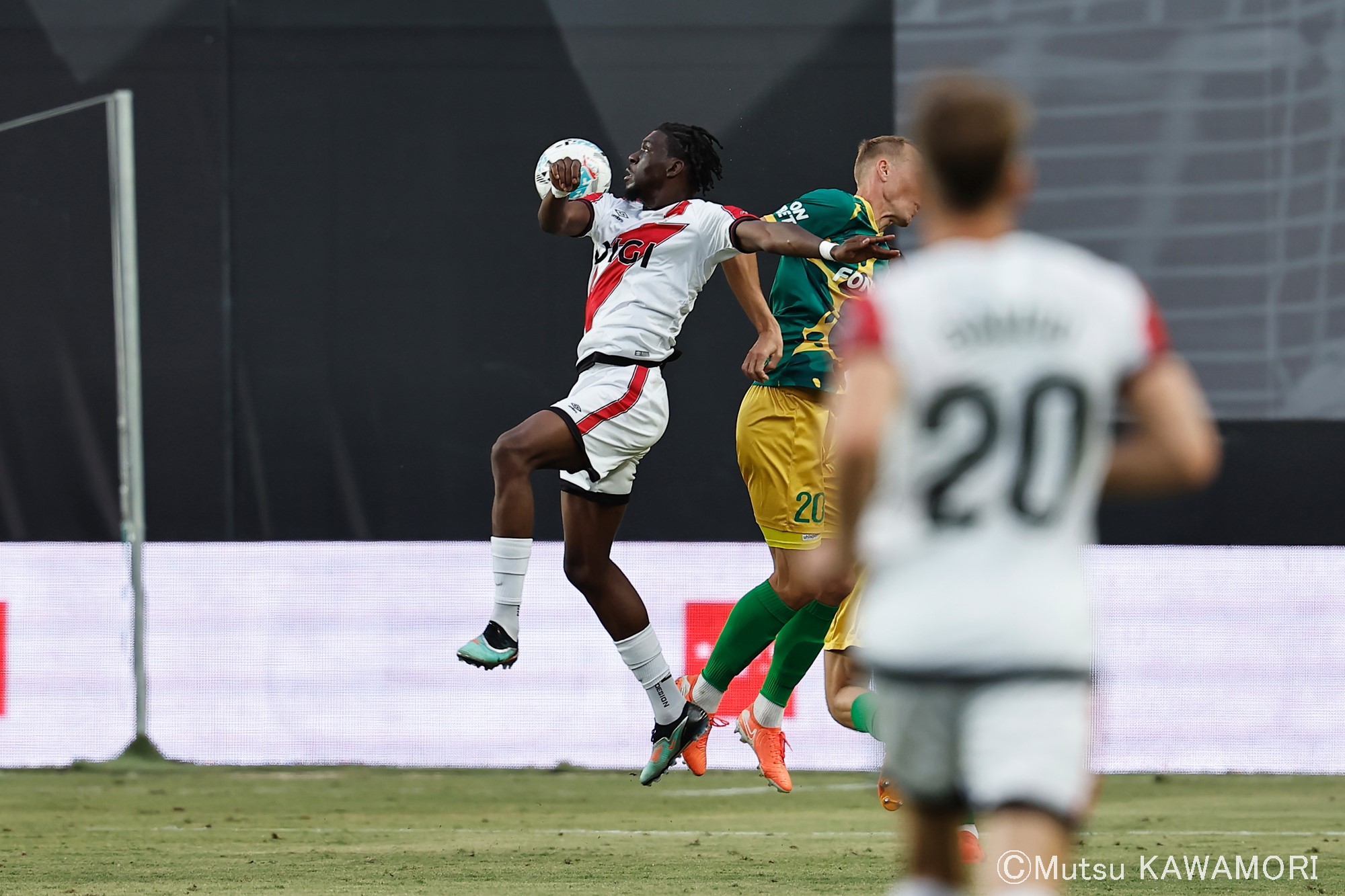 Please do not reproduce without prior permission.
