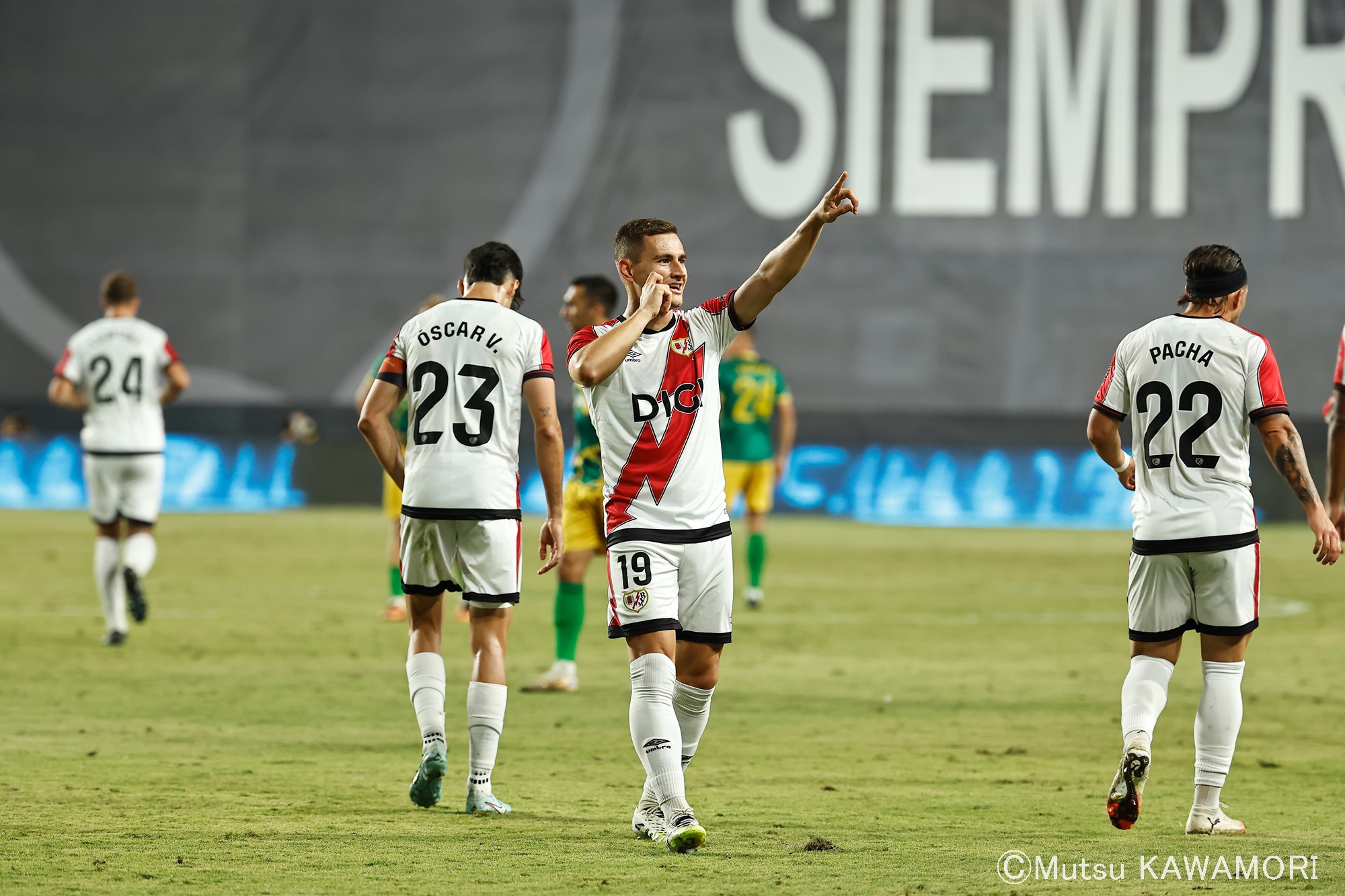 Please do not reproduce without prior permission.