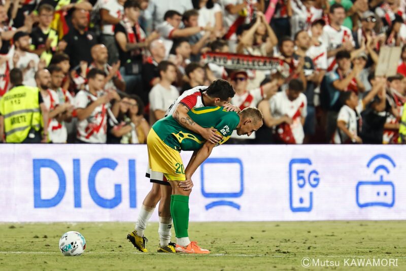 Please do not reproduce without prior permission.