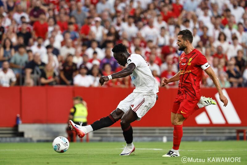 Please do not reproduce without prior permission.