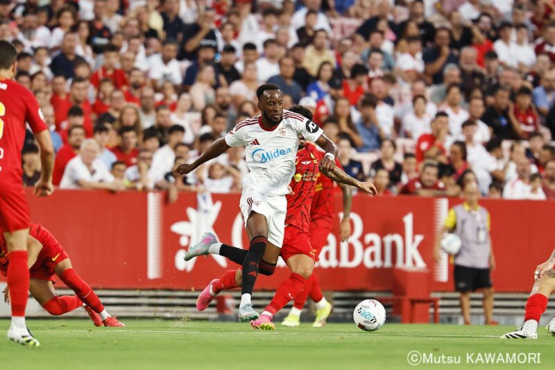 Please do not reproduce without prior permission.