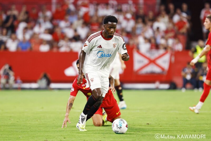 Please do not reproduce without prior permission.