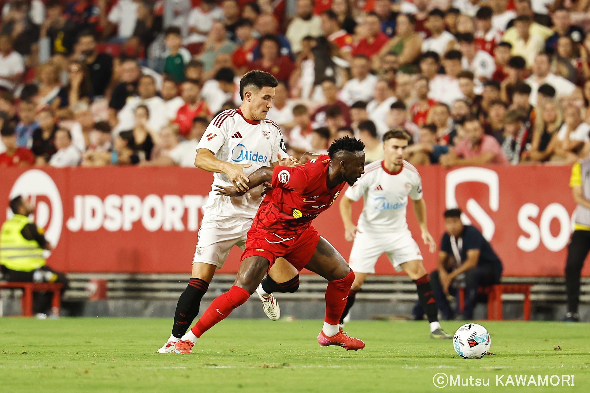 Please do not reproduce without prior permission.