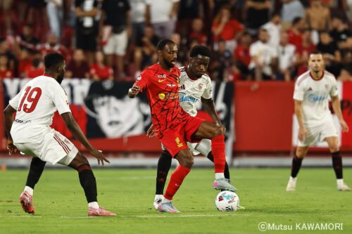 Please do not reproduce without prior permission.