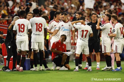 Please do not reproduce without prior permission.