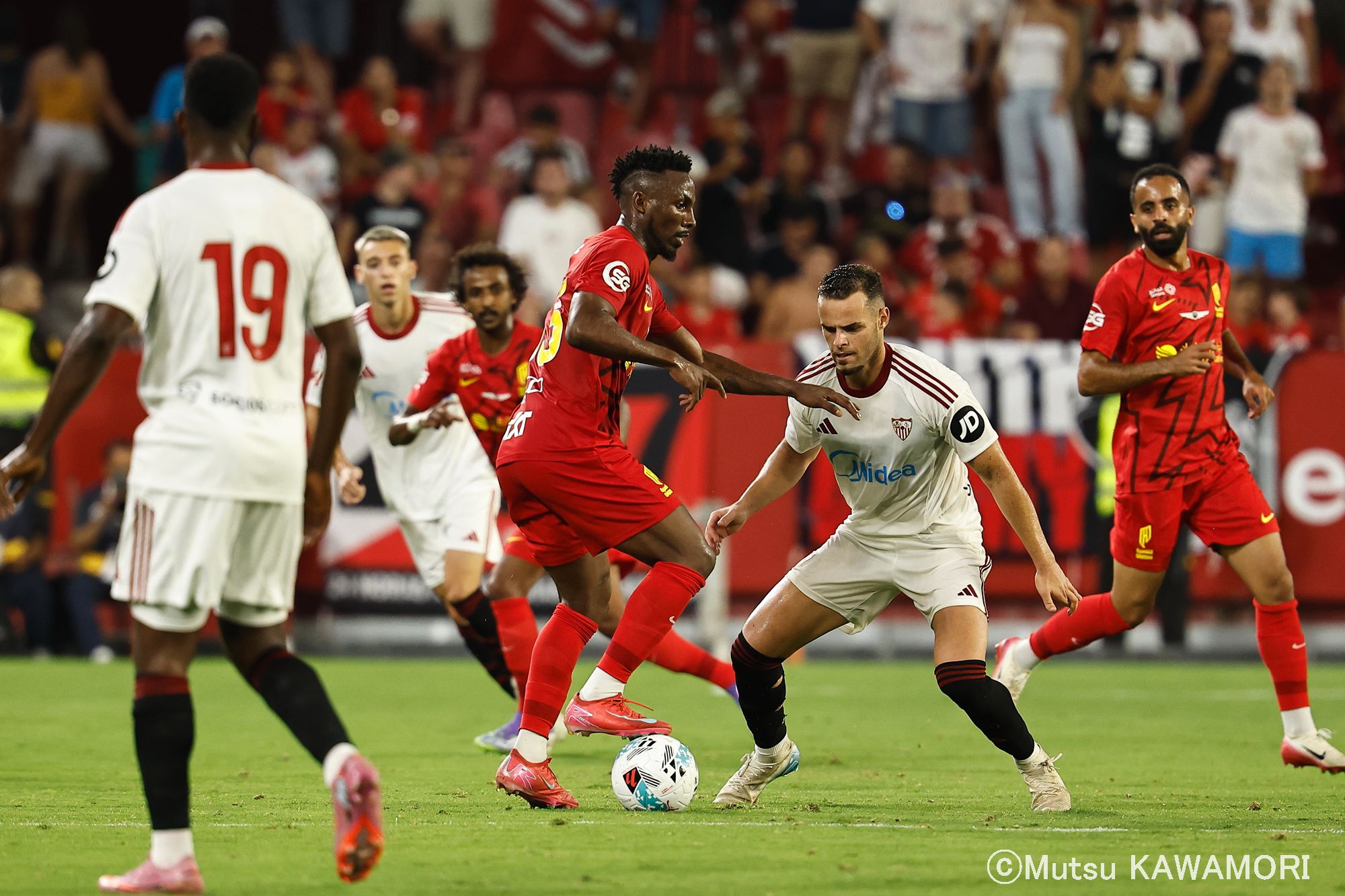 Please do not reproduce without prior permission.