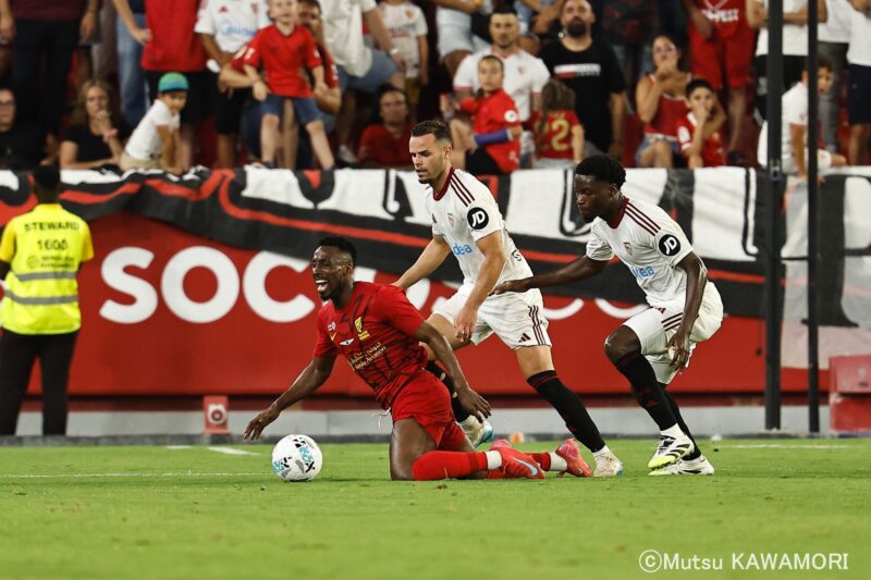 Please do not reproduce without prior permission.