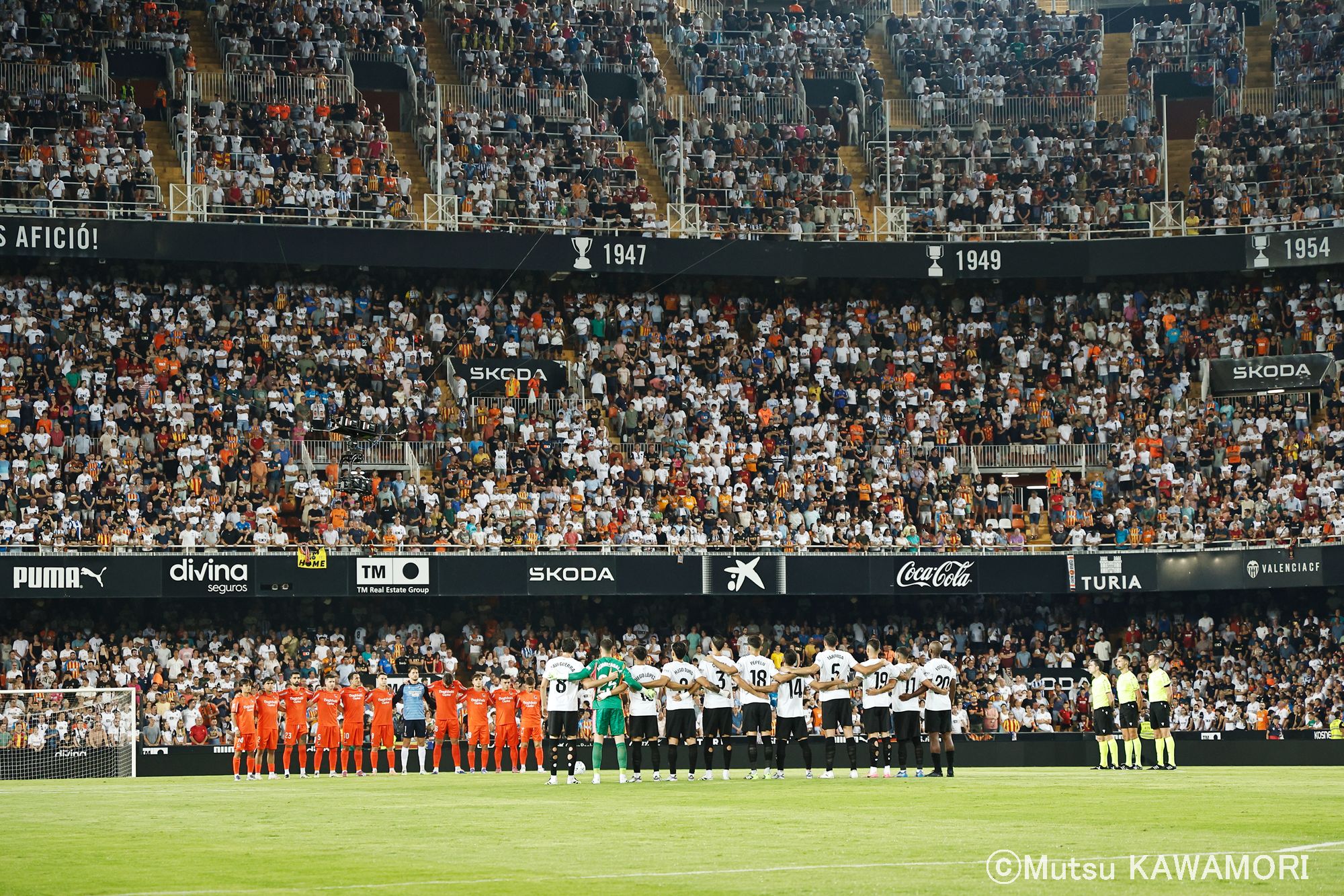 Please do not reproduce without prior permission.