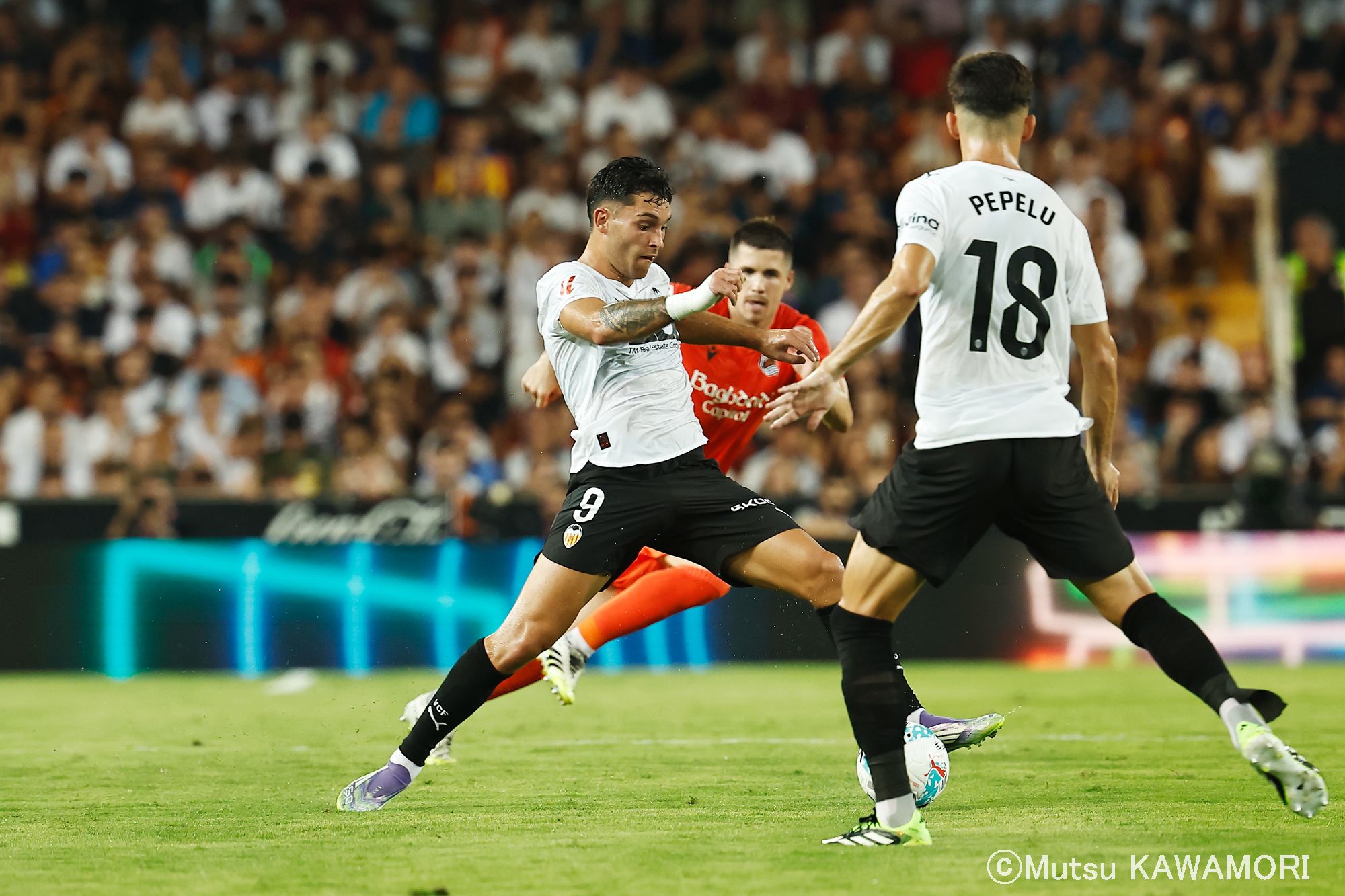 Please do not reproduce without prior permission.