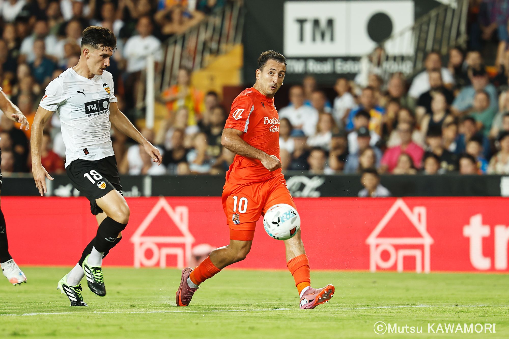 Please do not reproduce without prior permission.