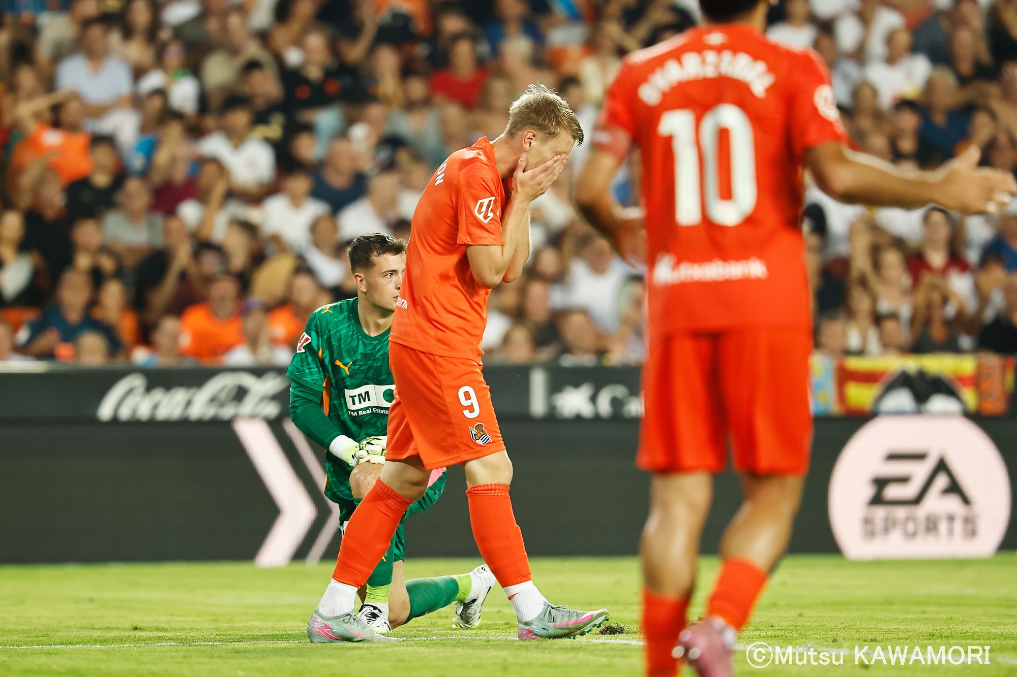 Please do not reproduce without prior permission.