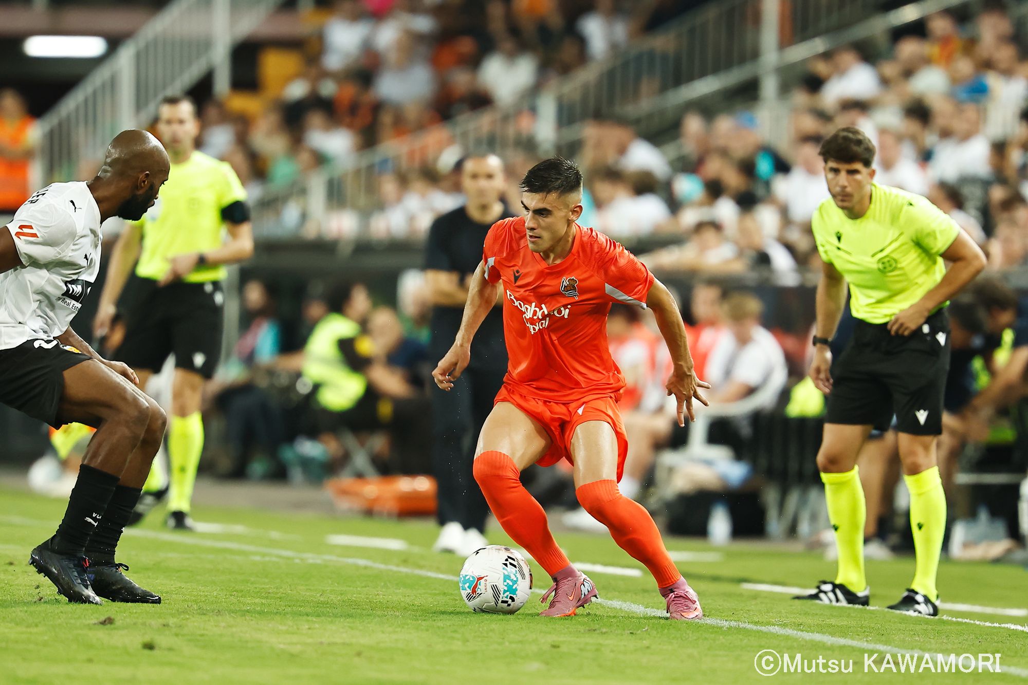 Please do not reproduce without prior permission.