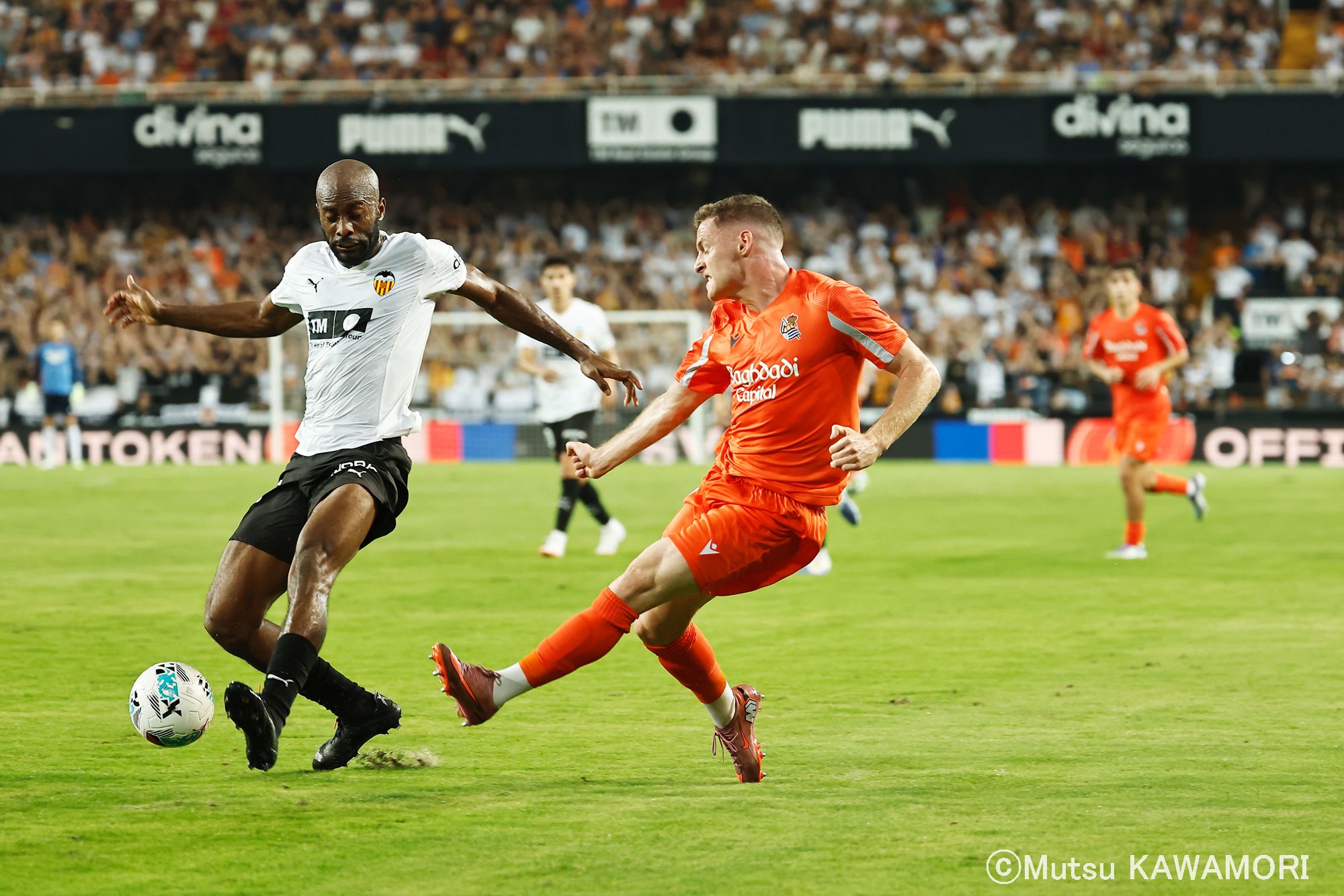 Please do not reproduce without prior permission.