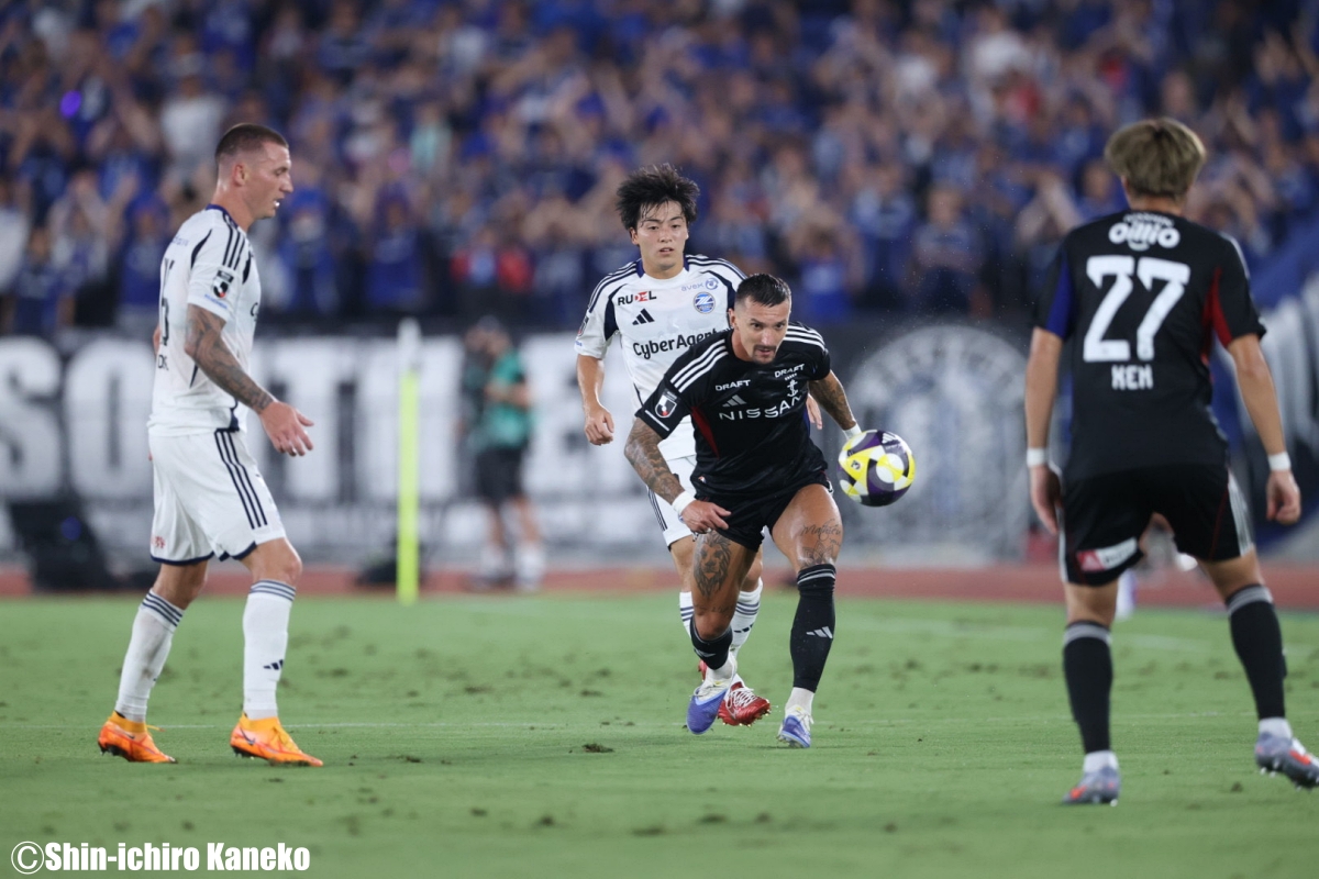 町田の連勝がついにストップ…横浜FMは引き分けも、勝ち点奪取で残留圏内の17位に浮上