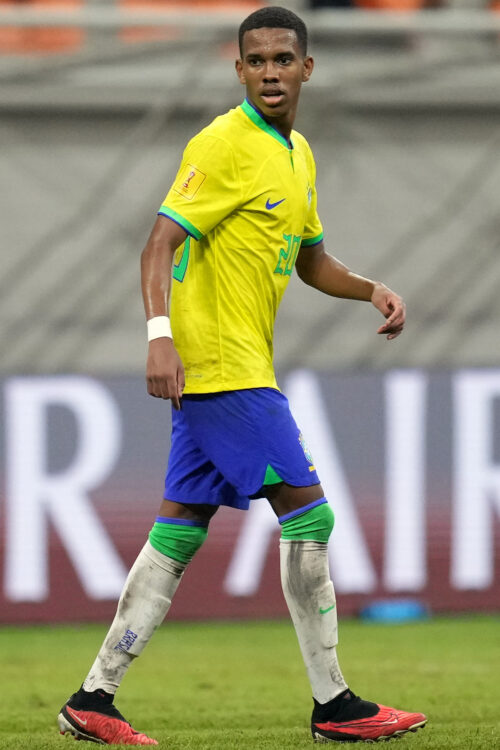 エステヴァン | サッカーキング