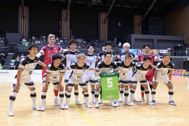 81フットサル-2-051