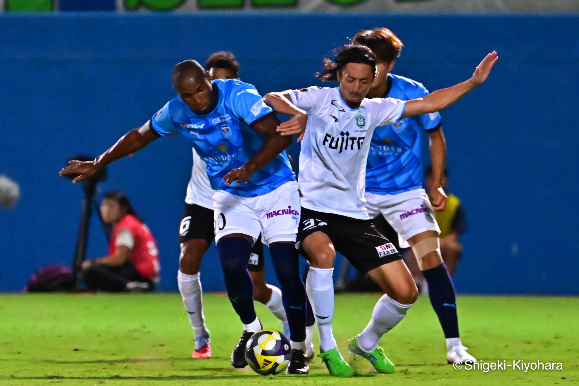 リーク リーク】 アディダス ZX フラックス マルチカラー