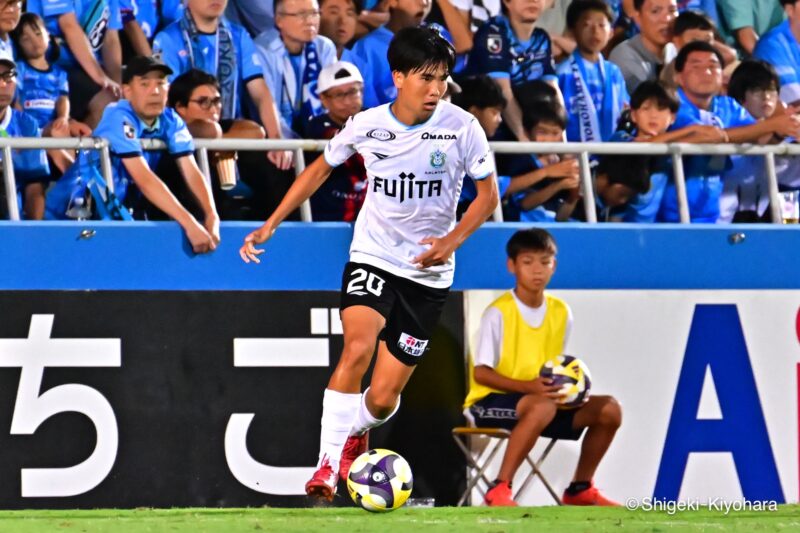 20250928 J1 YokohamaFC vs Shonan Kiyohara80(s)