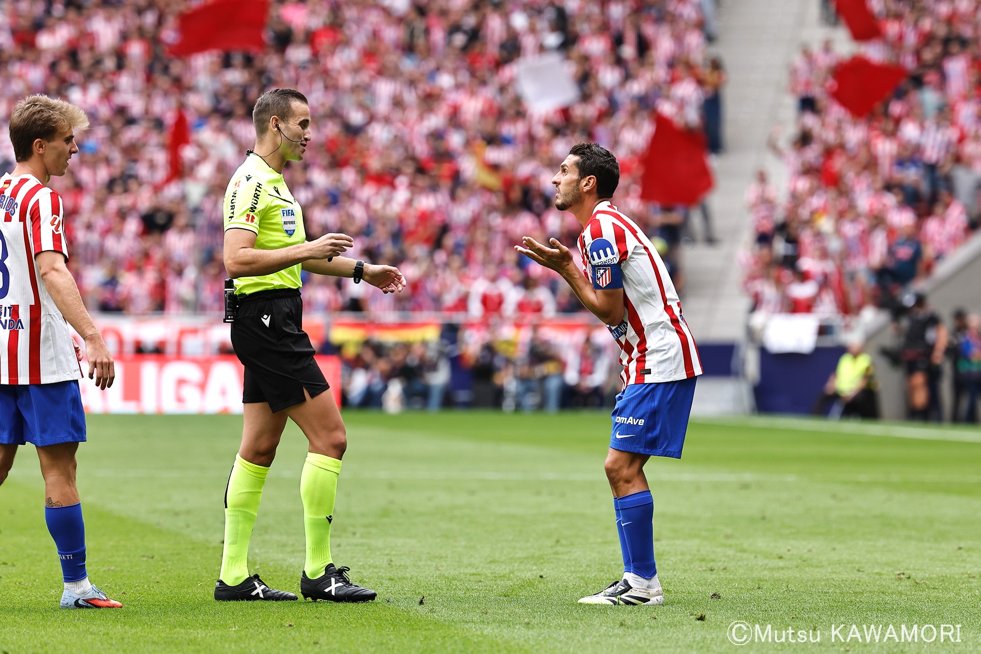 Please do not reproduce without prior permission.